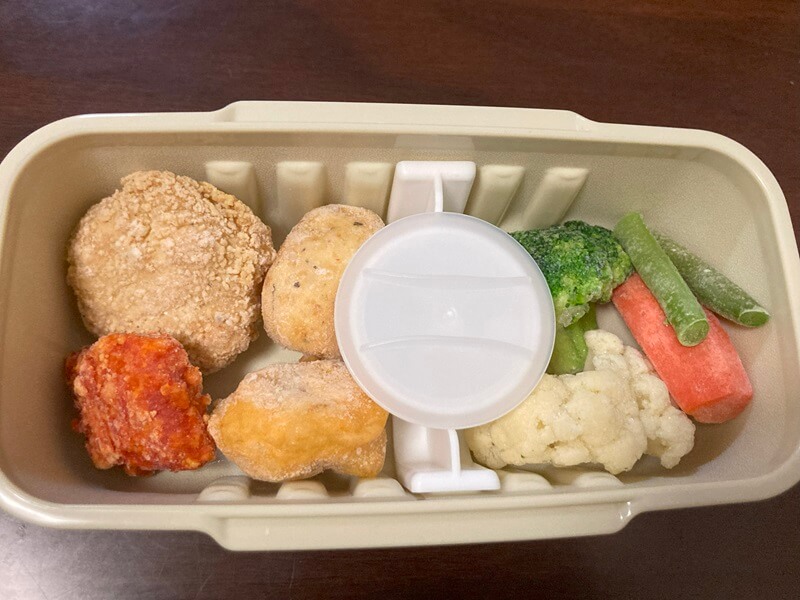 自然解凍OKの冷凍食品で作ったお弁当