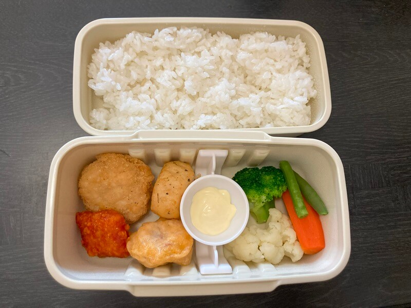 自然解凍OKの冷凍食品で作ったお弁当