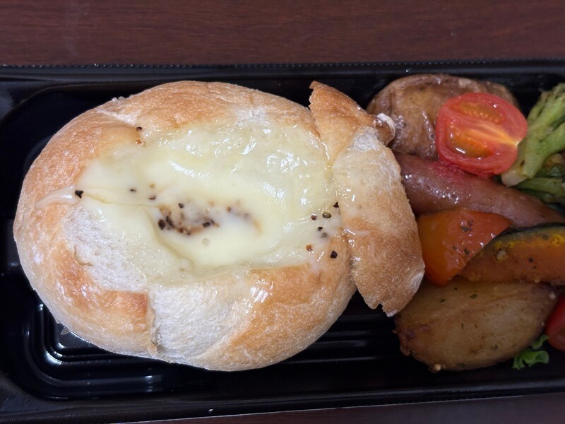 ゆめタウンのバジル野菜のチーズフォンデュ仕立て